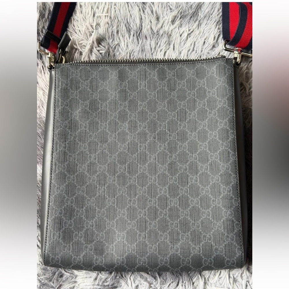 Gucci Gray Messenger Bag with Red and Blue Strap - Picture 8 of 13